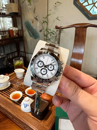 Submariner – Timeless Deep-Sea Performance