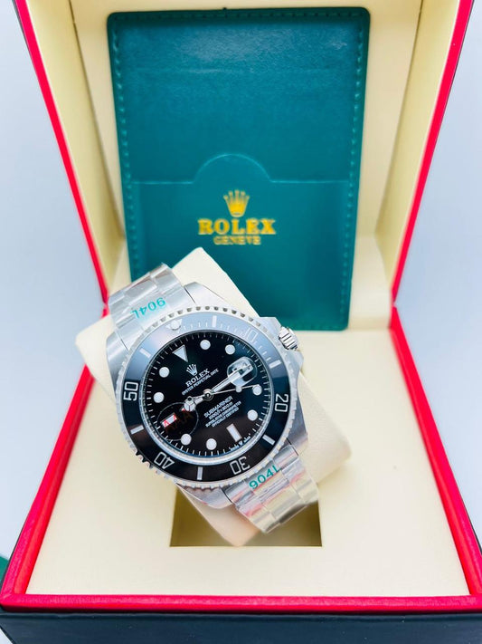 Rolex Submariner Date in Gold-Tone