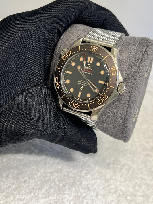 Seamaster Chronometer Swiss-made Brown